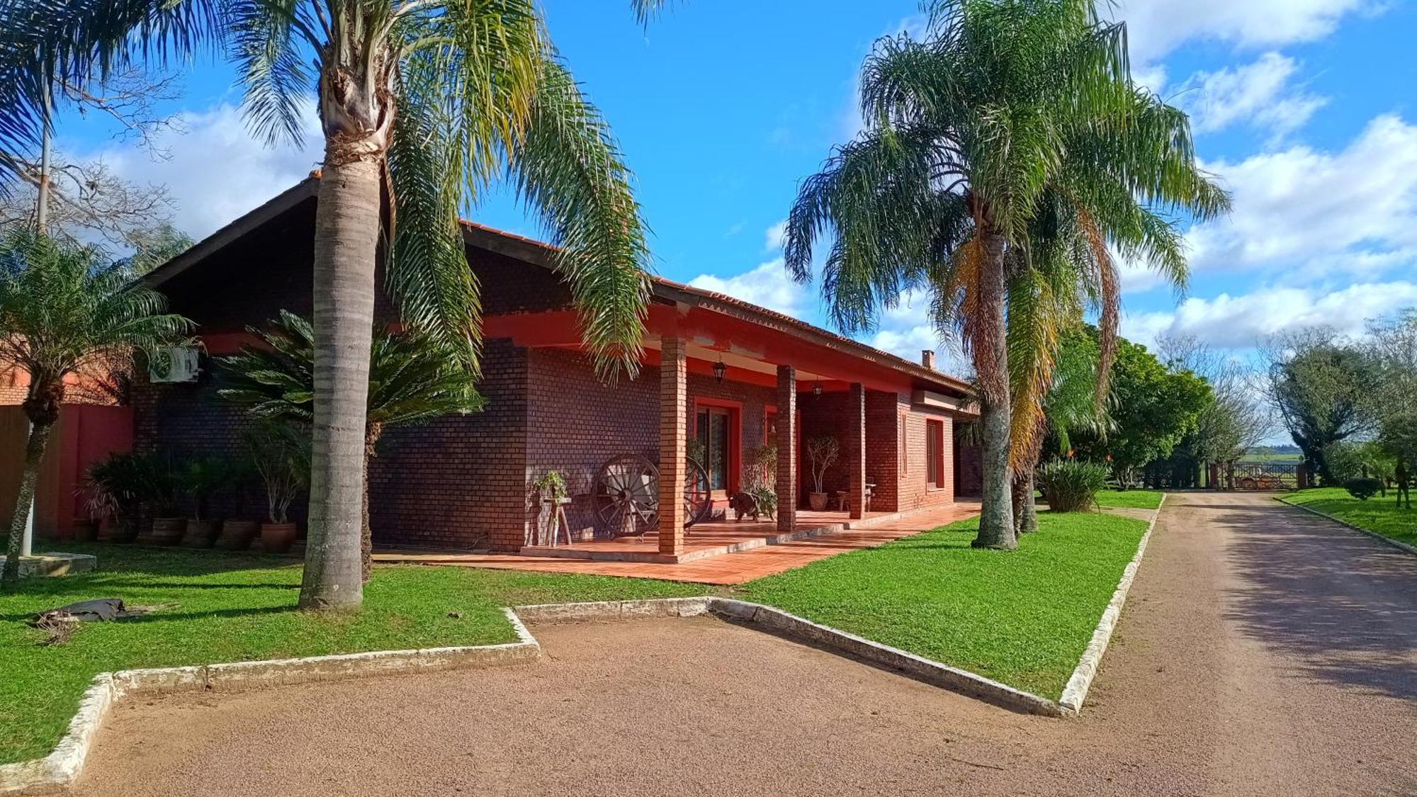 Hotel Estalagem Haras Di Cellius Bagé Exterior foto